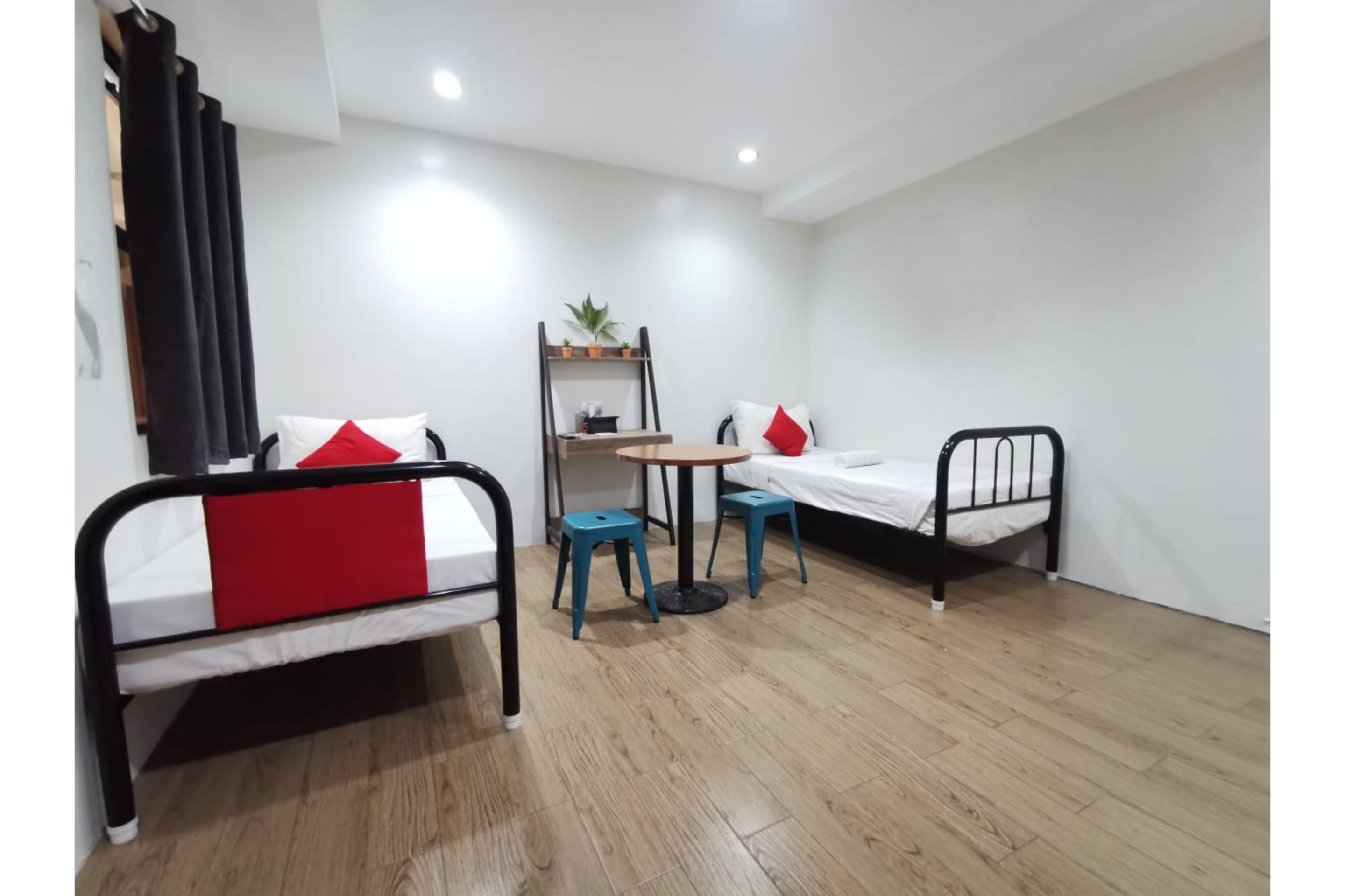 Oyo 443 Maria Cristina Arcade Suites Cebu Kültér fotó