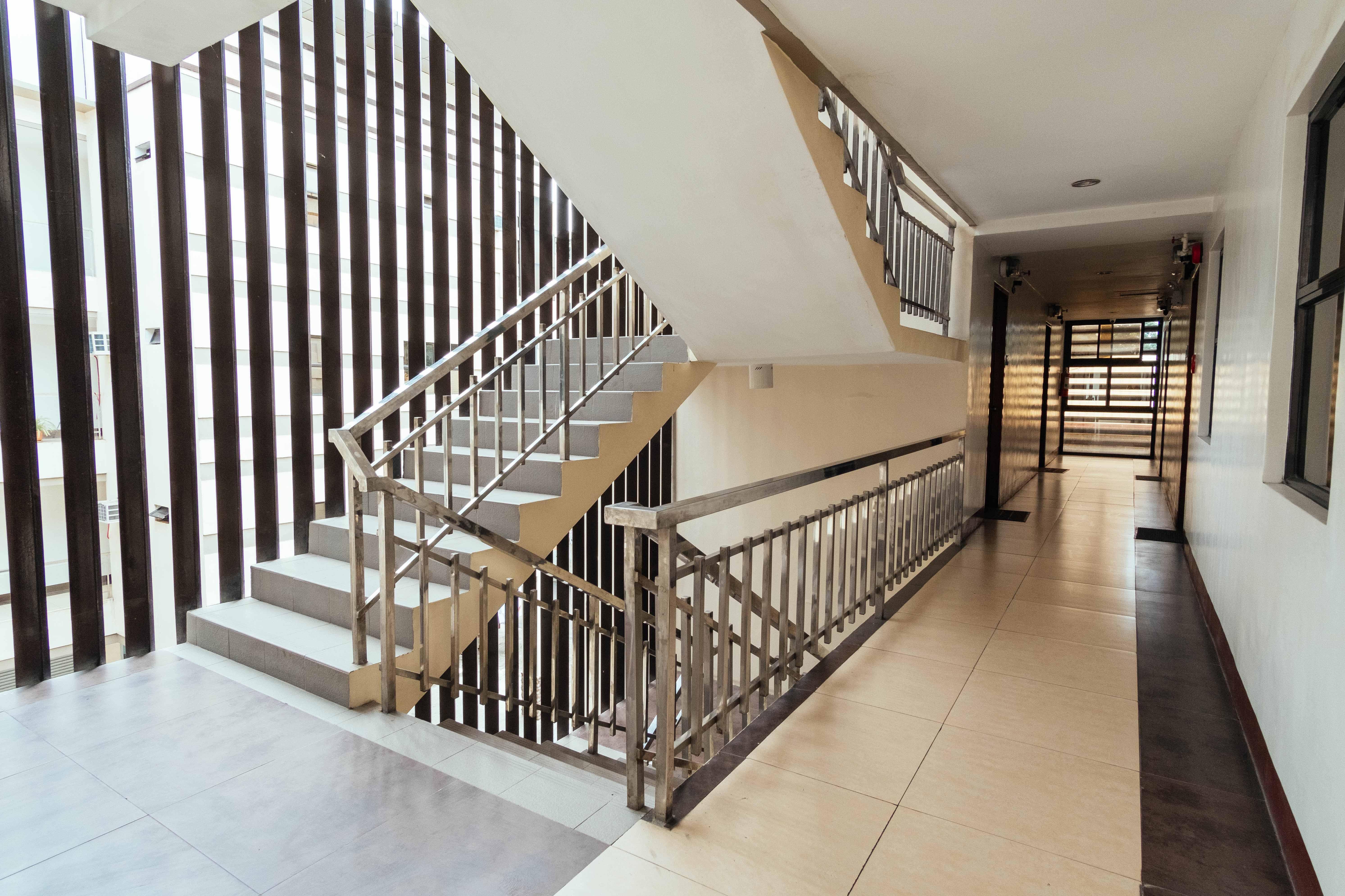 Oyo 443 Maria Cristina Arcade Suites Cebu Kültér fotó