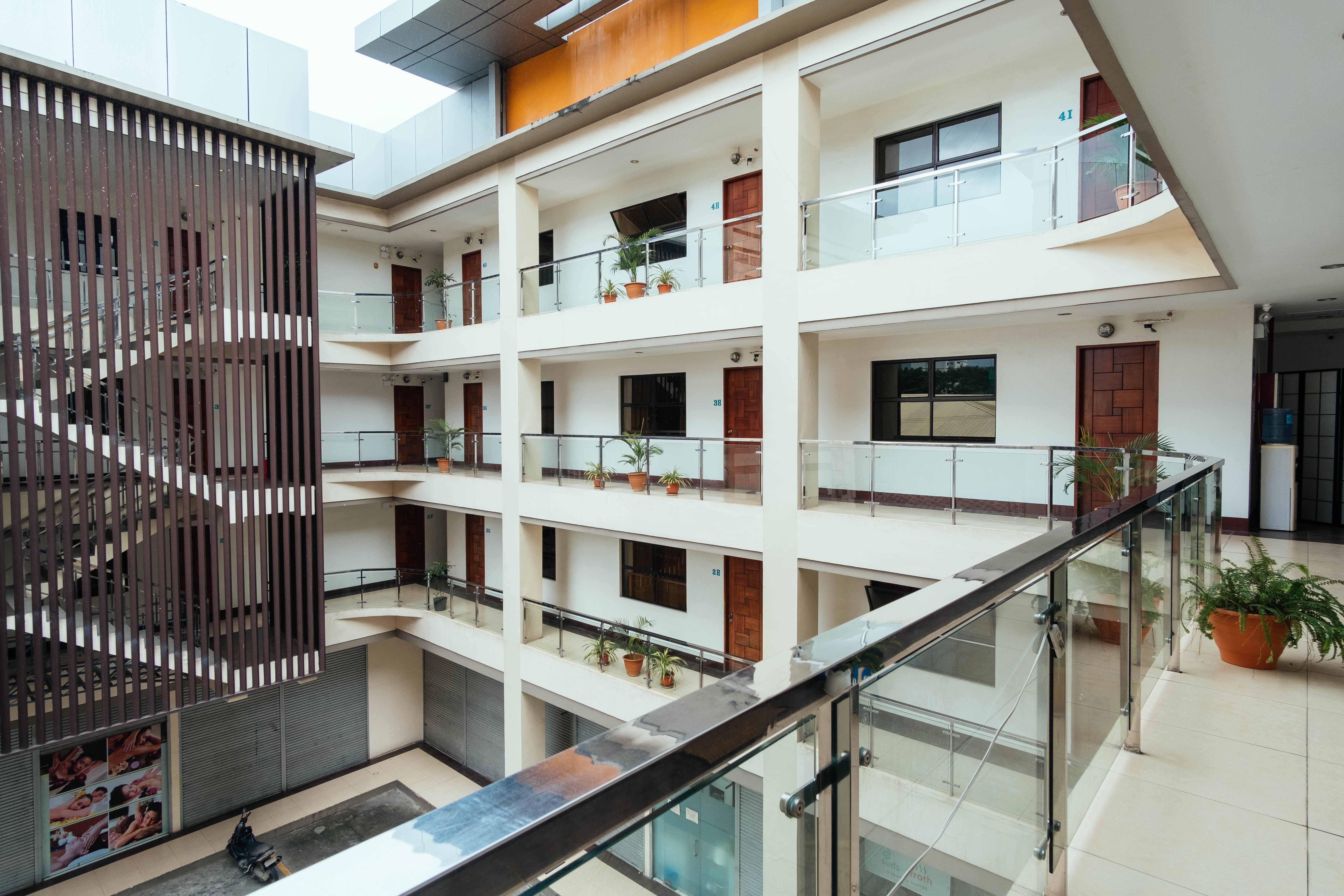 Oyo 443 Maria Cristina Arcade Suites Cebu Kültér fotó